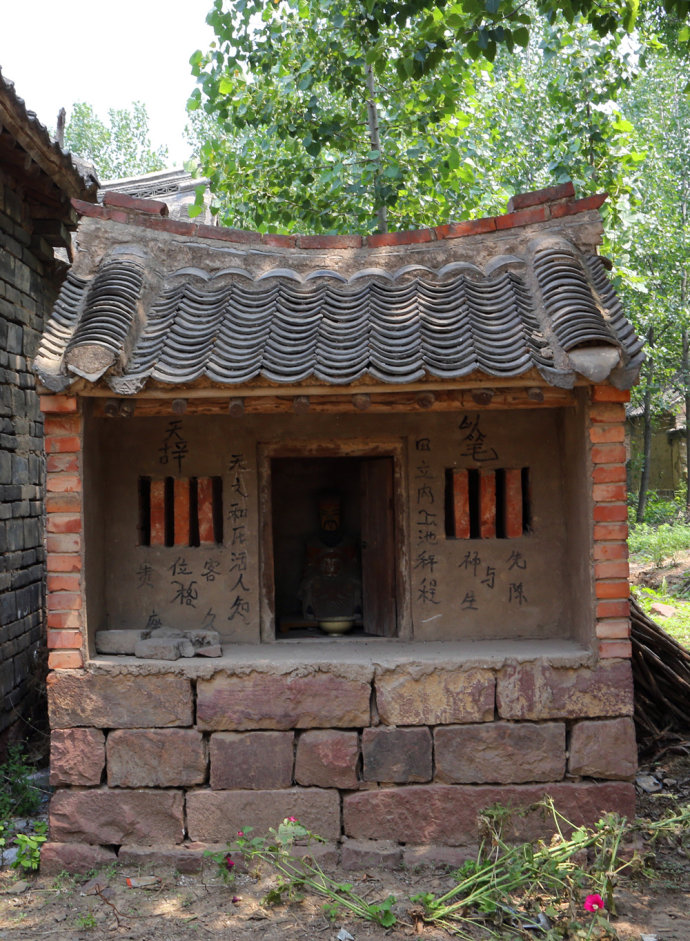 临沣寨中原第一红石古寨,河南古寨临沣寨的传说