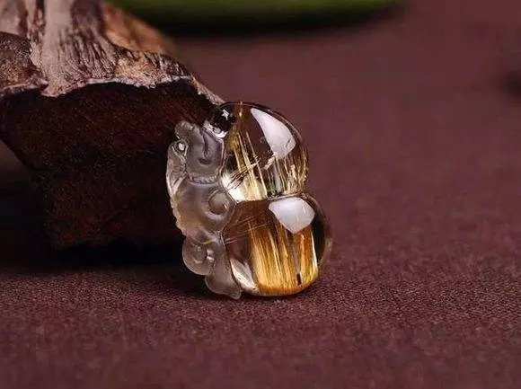 钛晶:“水晶之王”,不但招财还辟邪,你了解吗?