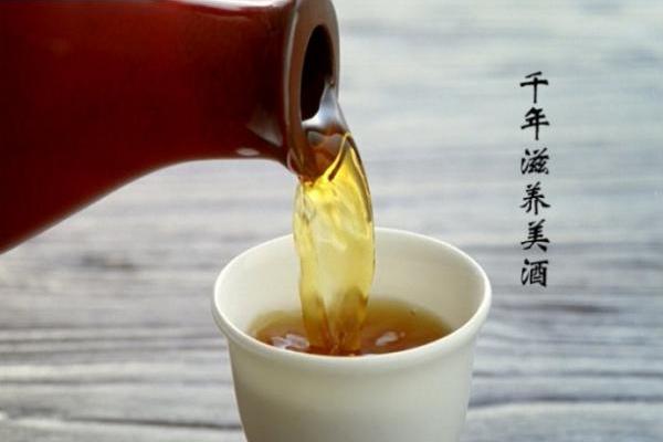 啤酒白酒可以代替料酒吗,白酒啤酒可以替代料酒吗