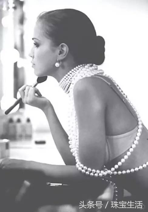 今天的头条，非她莫属了丿珠宝生活