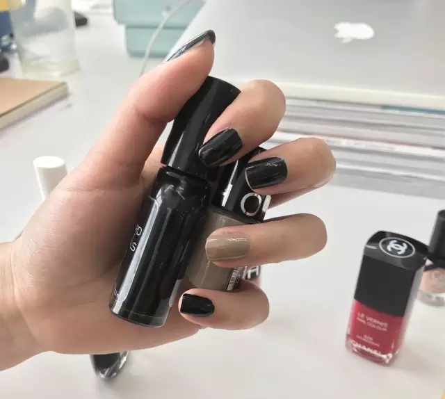 黑皮染发颜色推荐显白,黄皮肤染什么颜色显白