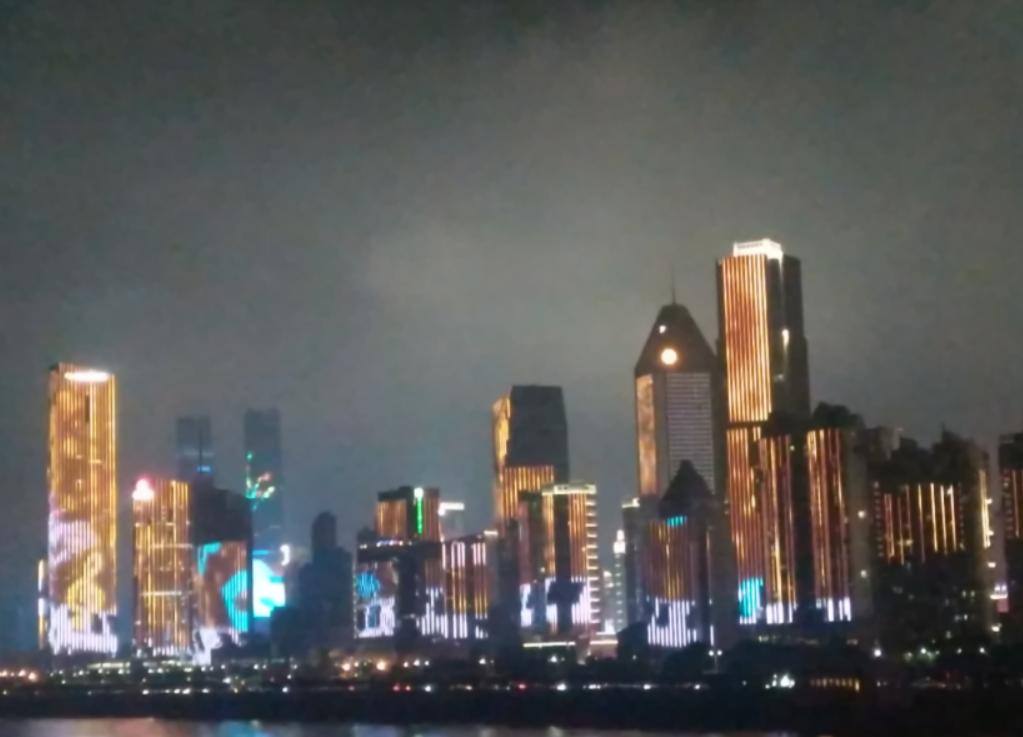 中兴v5max配置,中兴v5裸眼3d手机评测