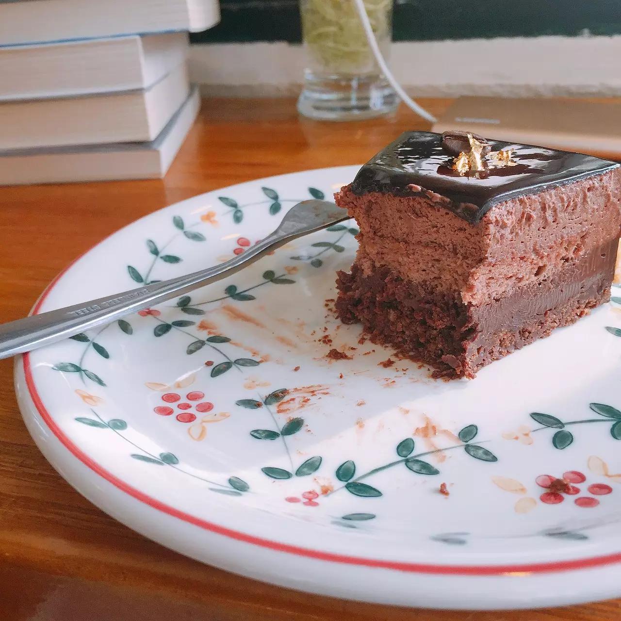 一天吃8顿算啥!回我老家青岛,带你吃上24小时!