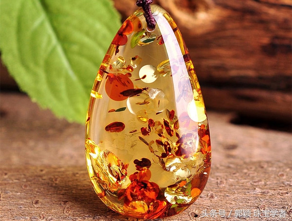 琥珀造假视频教程,各种琥珀仿制品的鉴别方法