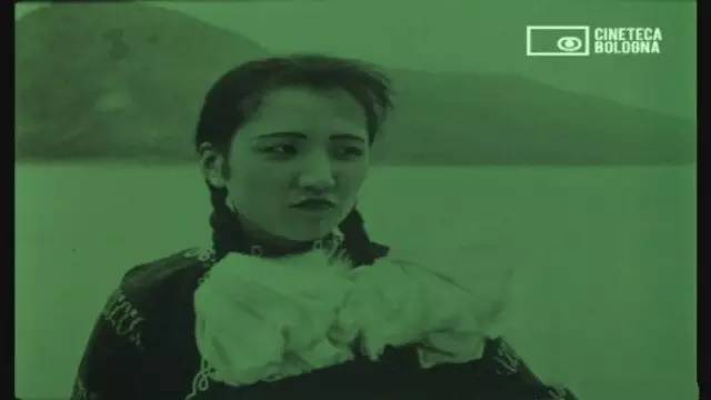 这部诗电影刷新了中国影史的艺术新高度，可惜至今仍流落他乡