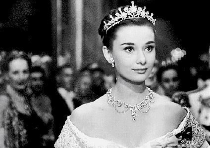 女神节我们用心为你们准备的礼物,女神节到了请查收宝贝们的礼物