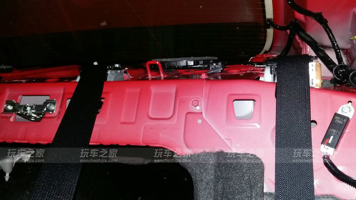 十代思域绞牙避震效果图,思域鱼眼塔顶