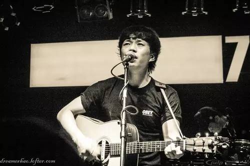 赵雷就没有点评三十岁女人的权利吗?|南友话