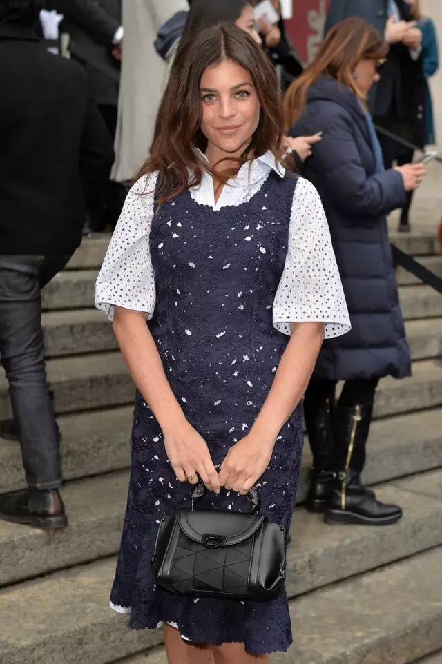 让奥黛丽·赫本钟情的Ferragamo,也让何穗爱不释手!