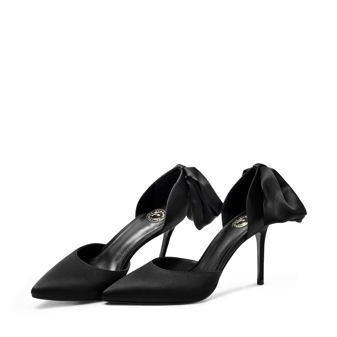 有一种时尚叫做“你觉得我时髦，却猜不出我穿的牌子”