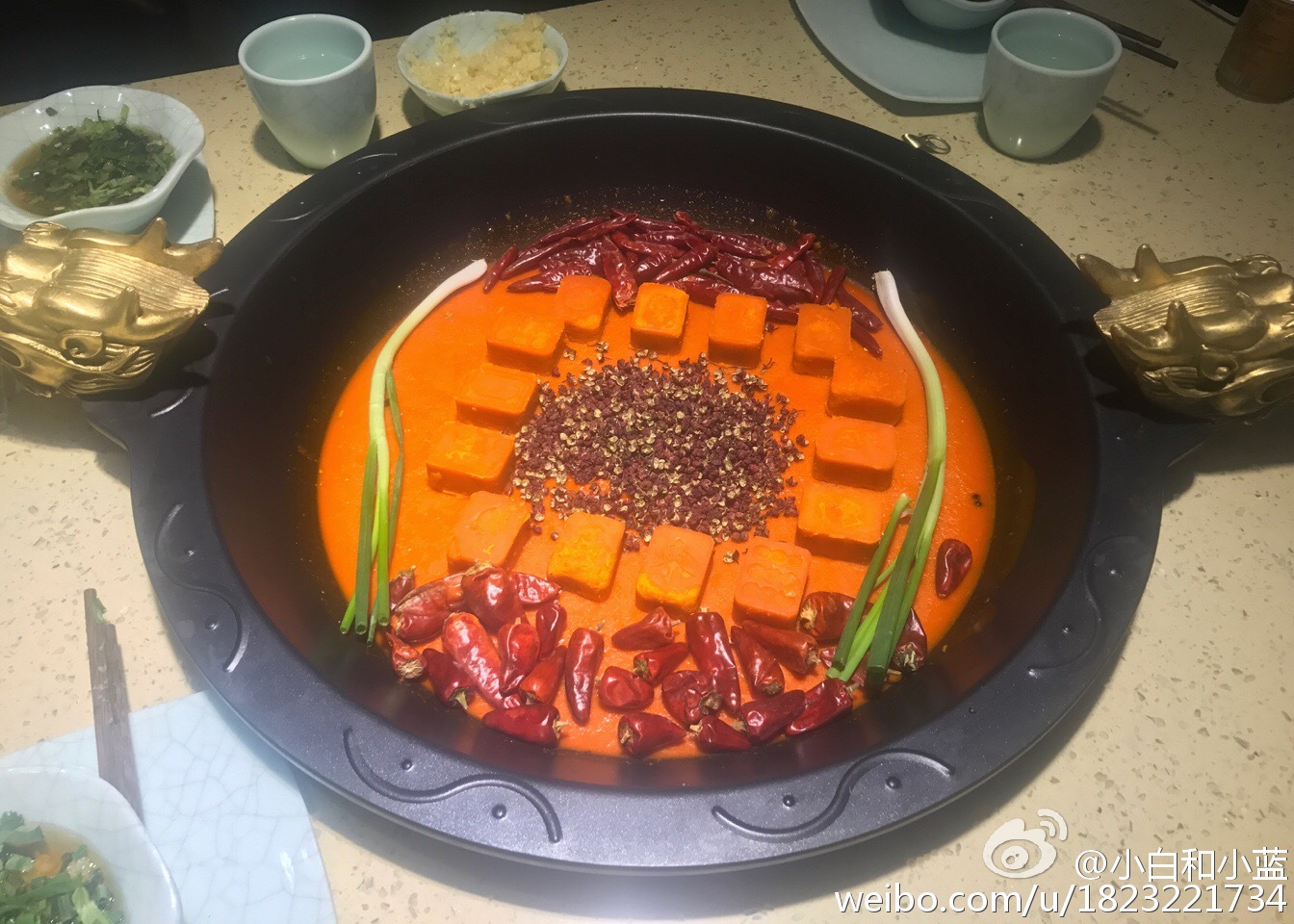 成都人最爱的形象不是滚滚竟然是TA!吃住都离不开呀