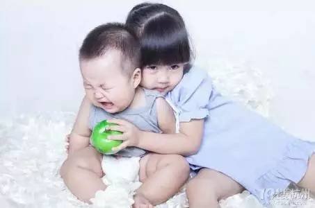 海关教你如何选购进口婴幼儿奶粉,国家是怎样检测进口奶粉