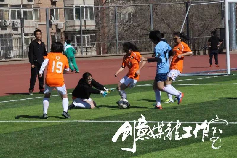 中国女足下半场的三个进球录像,女足下半场4分钟连进2球