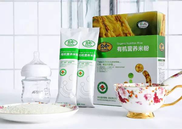 宝宝辅食第一口水果是什么,宝宝第一口辅食怎么吃才最营养