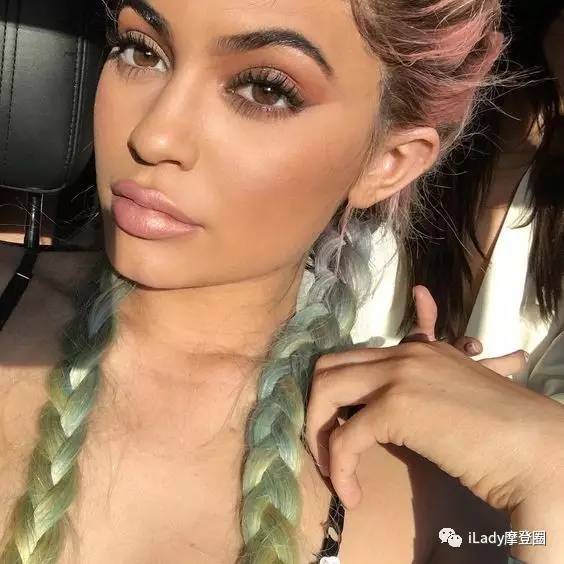 咬唇妆显脏,咬唇妆有层次感