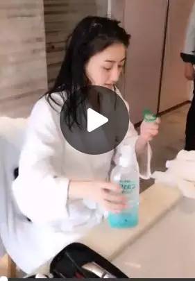 昕美妆｜甜这么会洗脸也要来请教大家护肤心得了？（附景甜同款护肤品LIST）