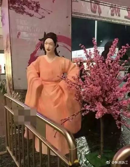 吸毒送外卖，断腿还裸贷……知乎1人分饰244角答题被封