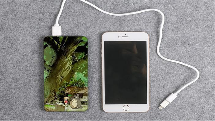 充电宝可爱高颜值女生快充,另类充电宝