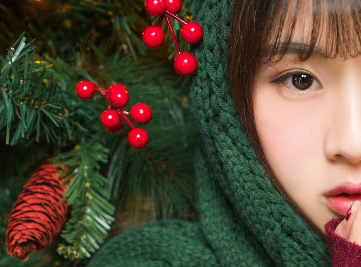 阿玛尼粉底和兰蔻持妆粉底哪个好,雅诗兰黛白金和兰蔻持妆粉底对比