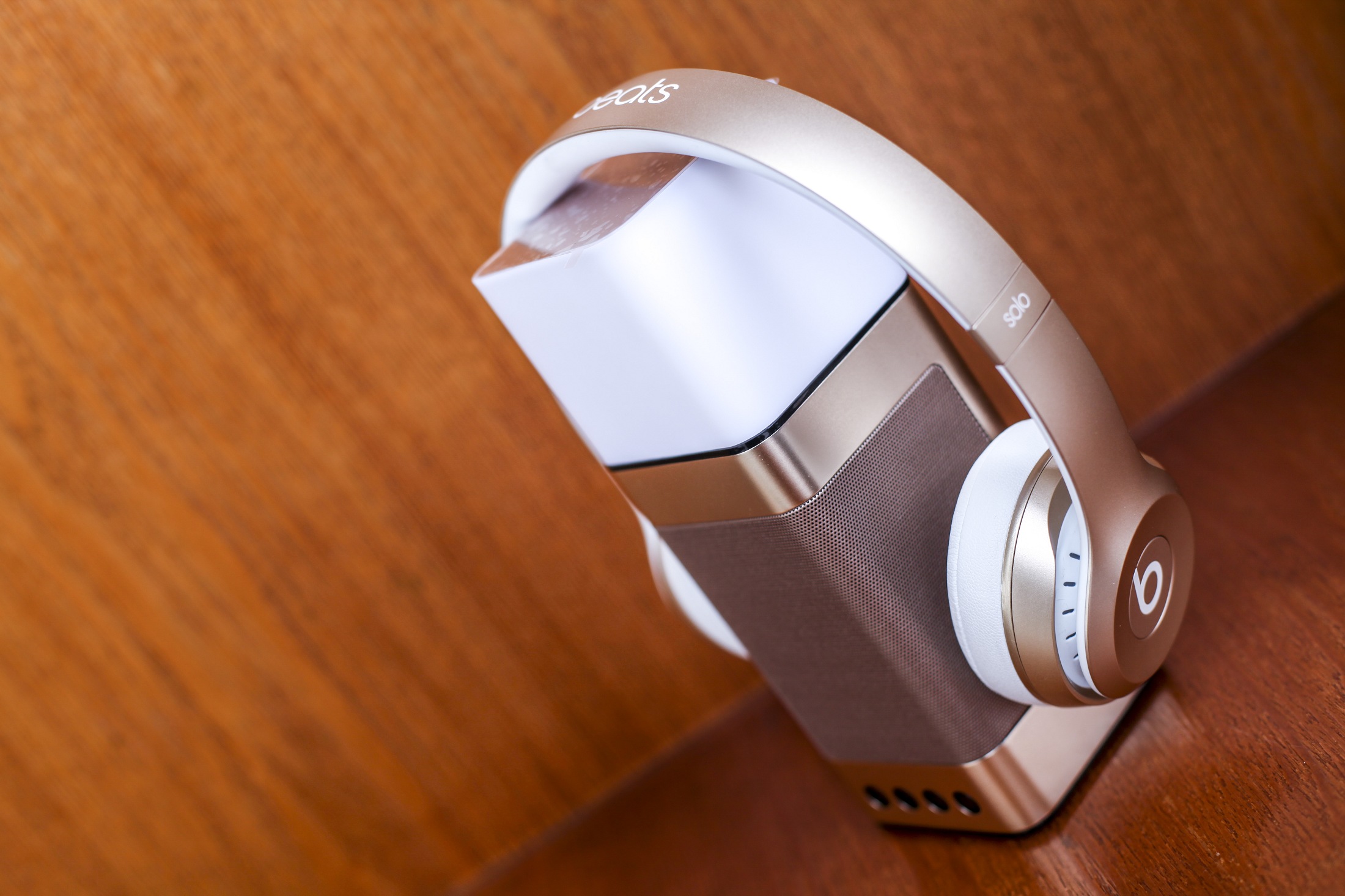 beatssolo2 wireless测评 (beatssolo2wireless外观)