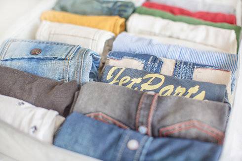 去度假怎么装行李整理省空间,沉浸式收拾行李箱出去旅行