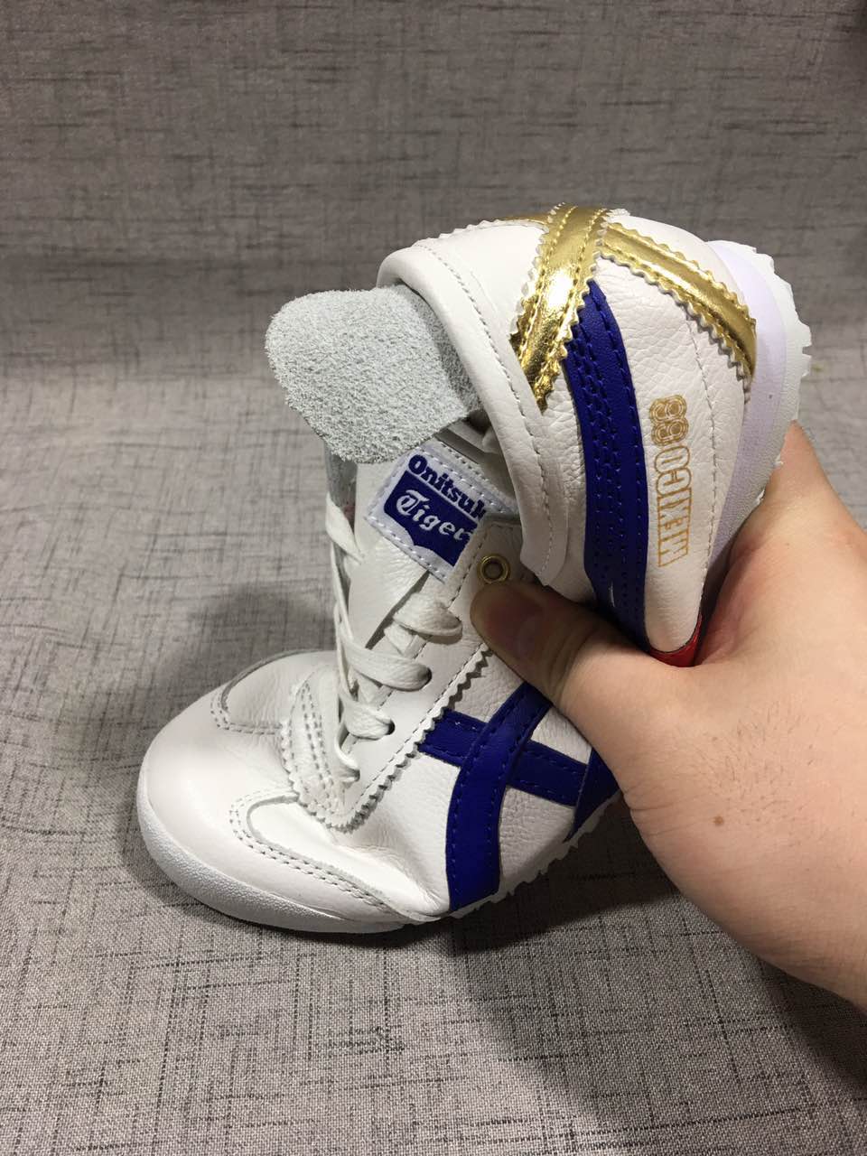 鬼冢虎运动款黑色红标,鬼冢虎耐克