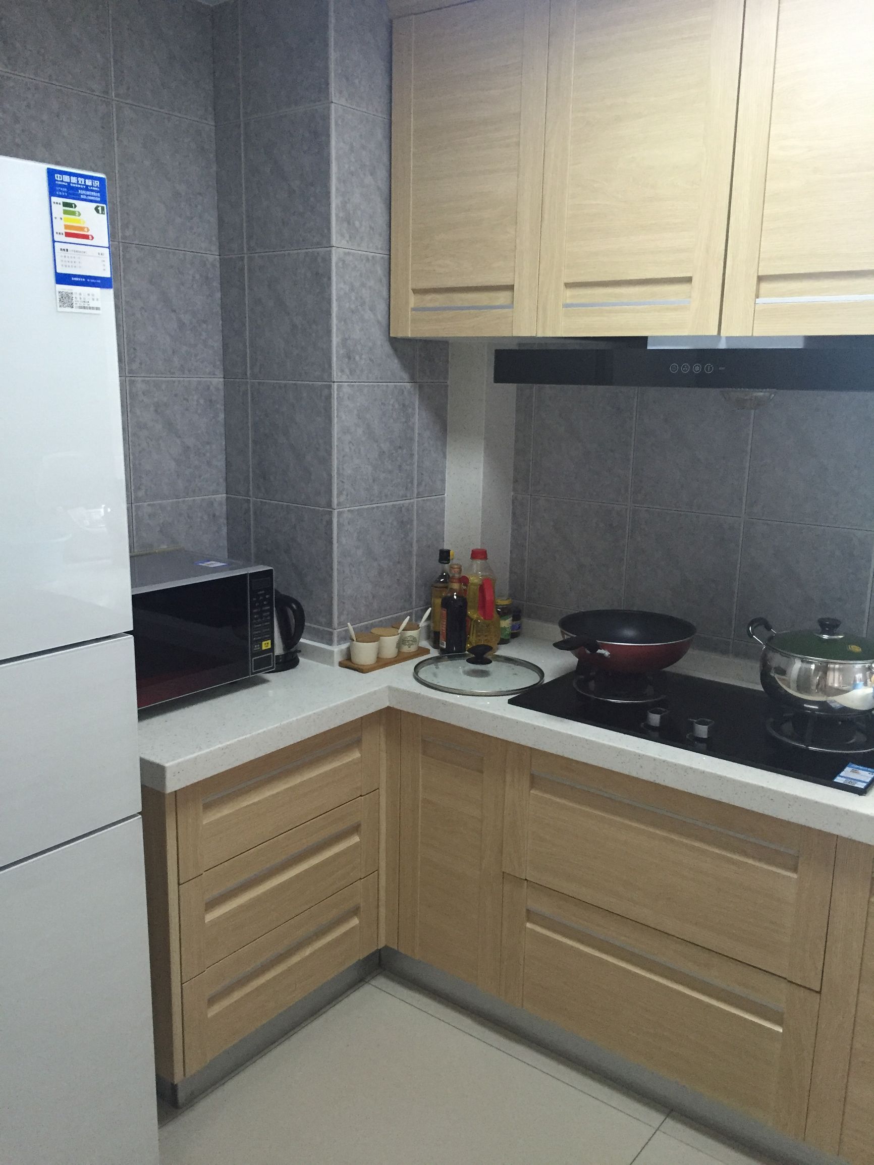 两口子装修房子欲哭无泪,房子给老婆装修弄得一塌糊涂