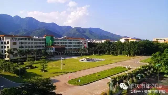 肇庆最好的学院有哪几个,肇庆市最美学校