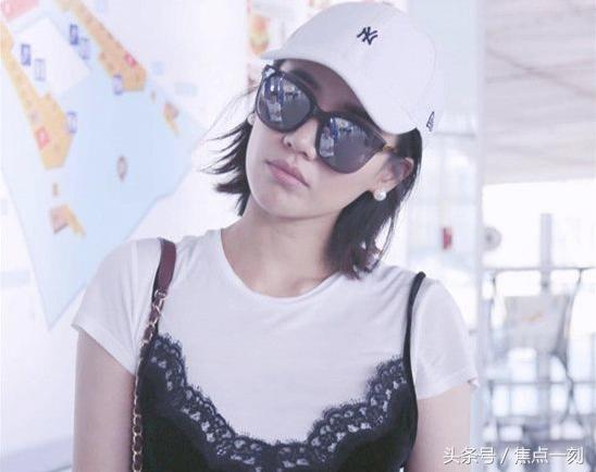 平沿棒球帽怎么戴好看短发女,短发戴棒球帽子怎么扎简单好看