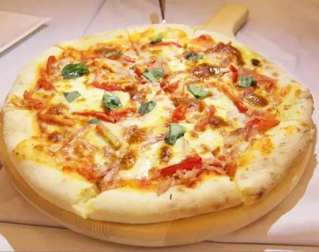 30选1,全广州最抵食的好吃披萨找到了!团长用生命亲测!