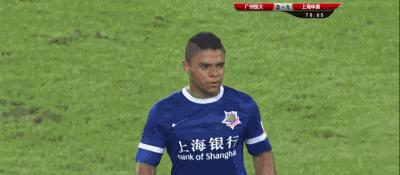 足球十大假摔王,足球最可笑十大假摔