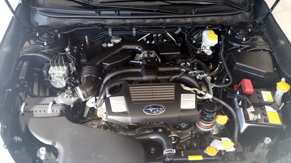 为什么本田的发动机舱那么乱,本田发动机舱为什么反而很凌乱