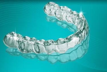 刚刚做了牙齿矫正保持器很难受,哪些人牙齿矫正保持器要戴一辈子