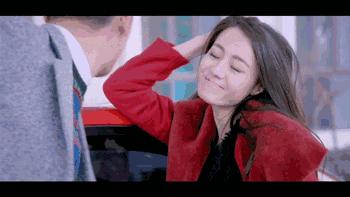 段子来了:我哥们儿实在憋不住了,我该怎么帮他?