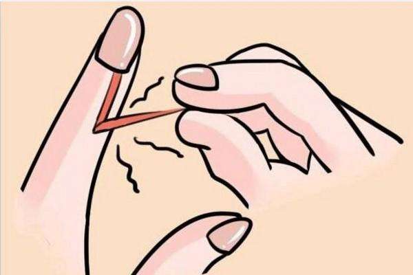 浙江4岁女孩拔手指,4岁女孩被刺伤自救