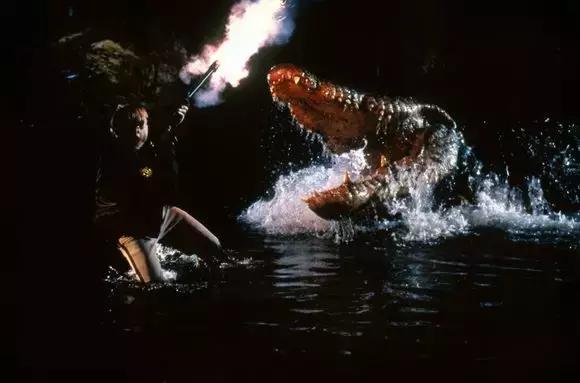 推荐十五部经典的怪兽电影,超好看的30部经典怪兽电影