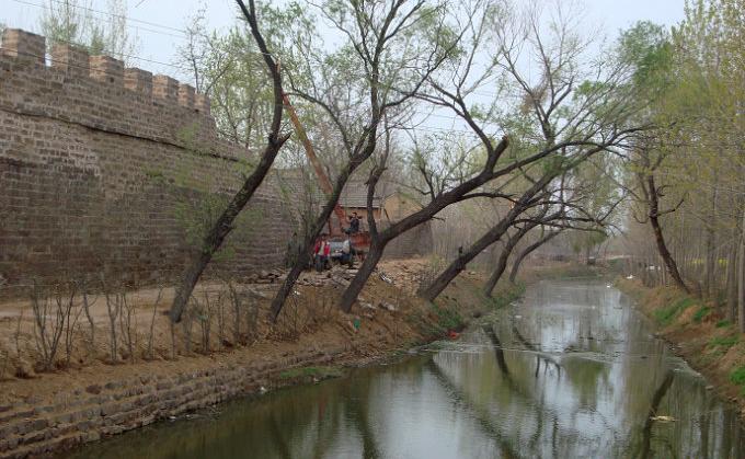 临沣寨中原第一红石古寨,河南古寨临沣寨的传说