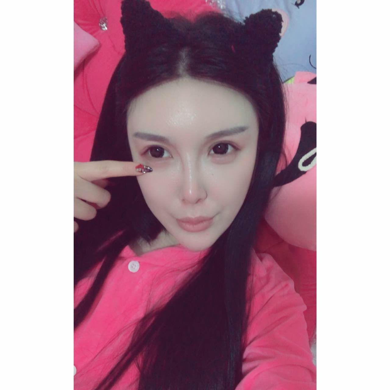 独家对话|歌手莫莫,主播界的拼命三娘