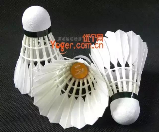 羽毛球比较偏的但好用的球有哪些,推荐一个既耐打又好用的羽毛球