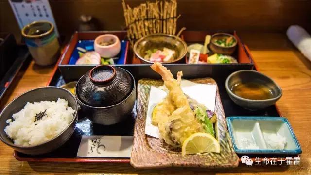 拉面 · 自动贩售机 · 雪｜云之彼岸的日本欢脱之旅