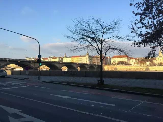 帕劳和冰岛,帕劳冰岛