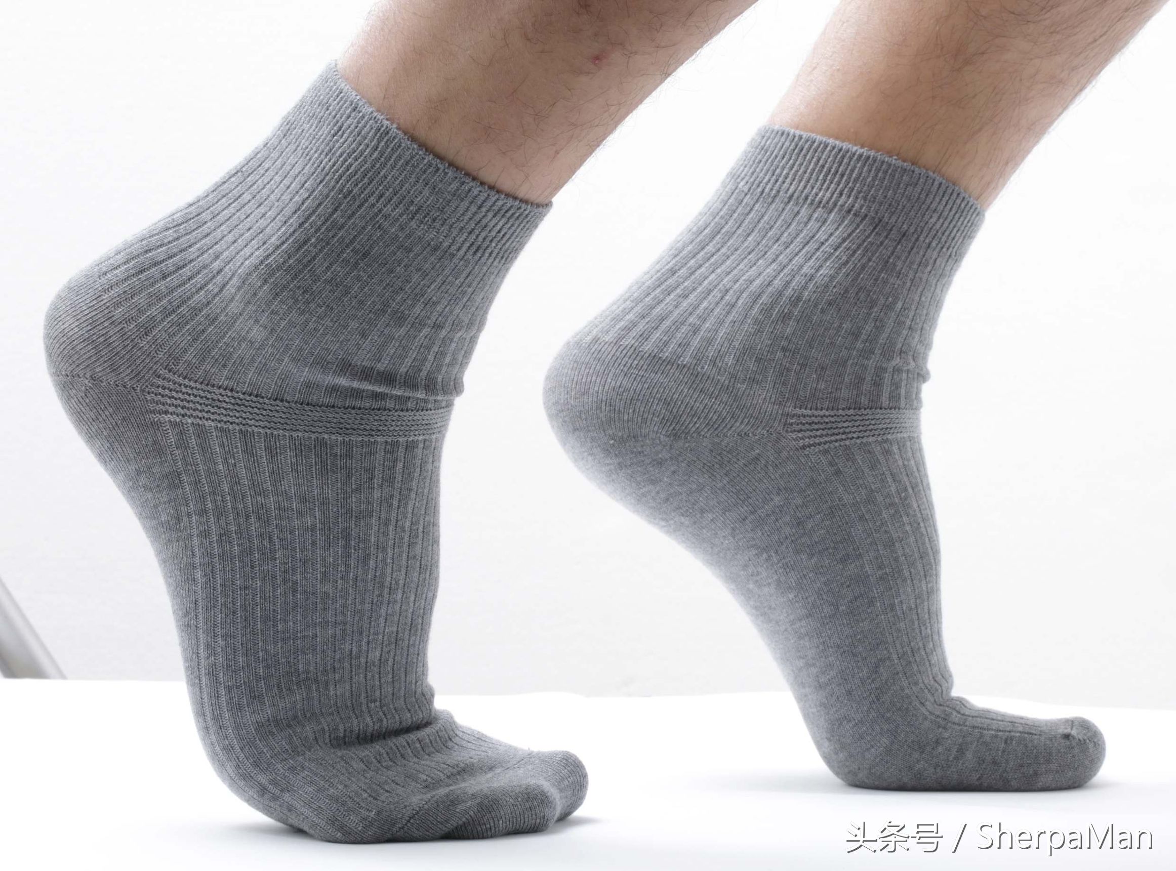 为洗脚正名,脚气和穿的袜子有关系呢