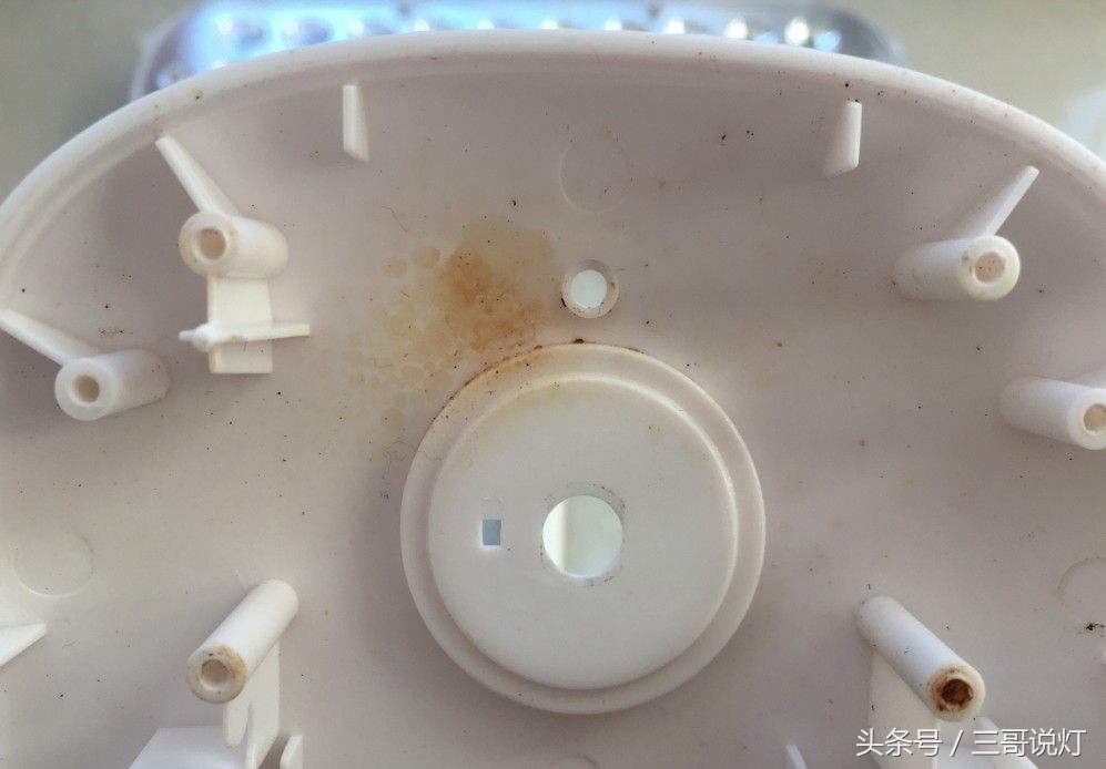 下班后拆个“某久量”台灯欢迎大家观赏