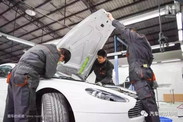 阿斯顿马丁suv改色膜案例,阿斯顿马丁贴膜改色品牌排行榜