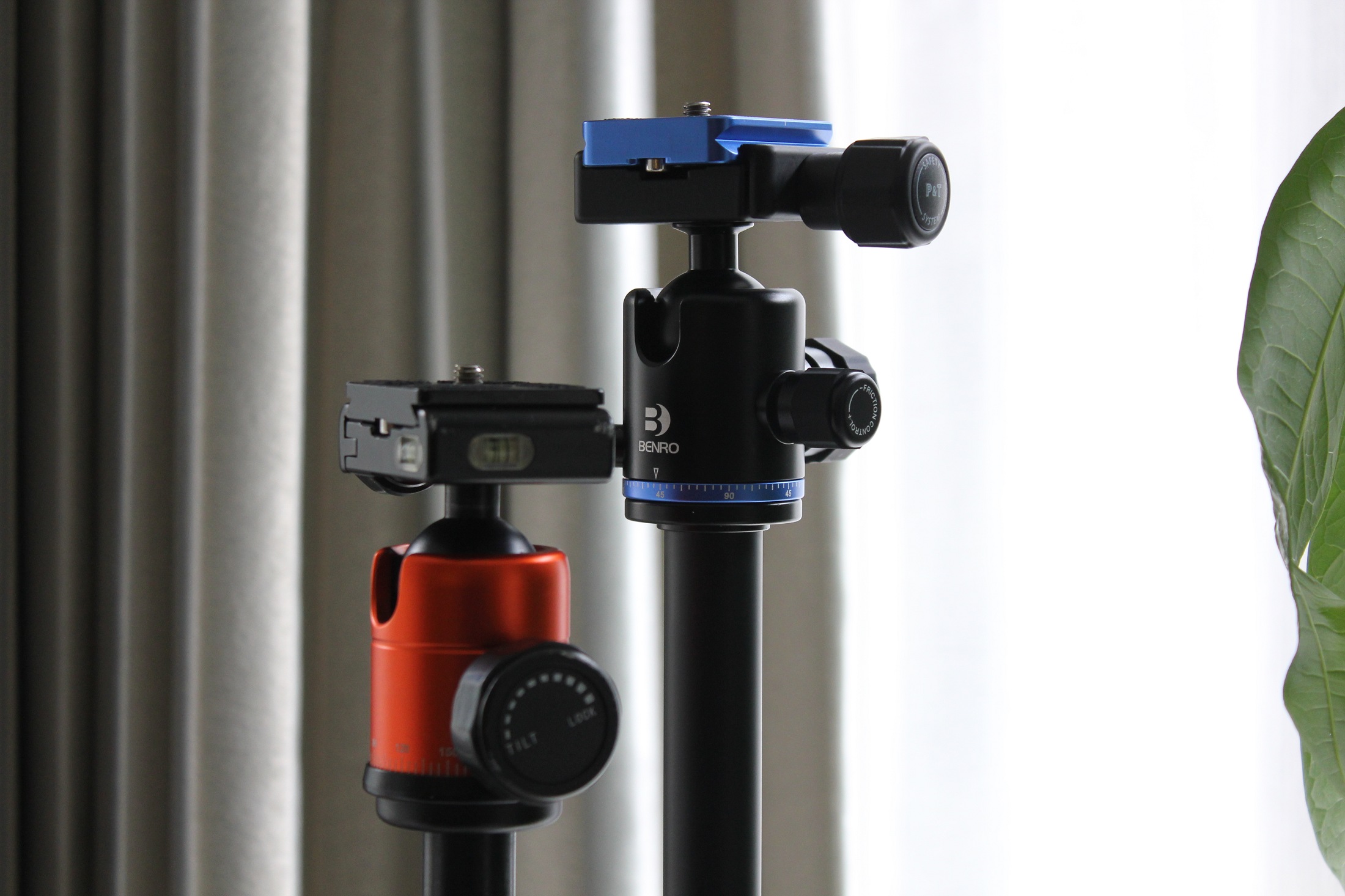 百诺if19c三脚架,百诺lt19三脚架