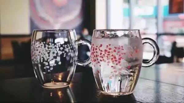 樱花限定款,一起粉出少女味|时令