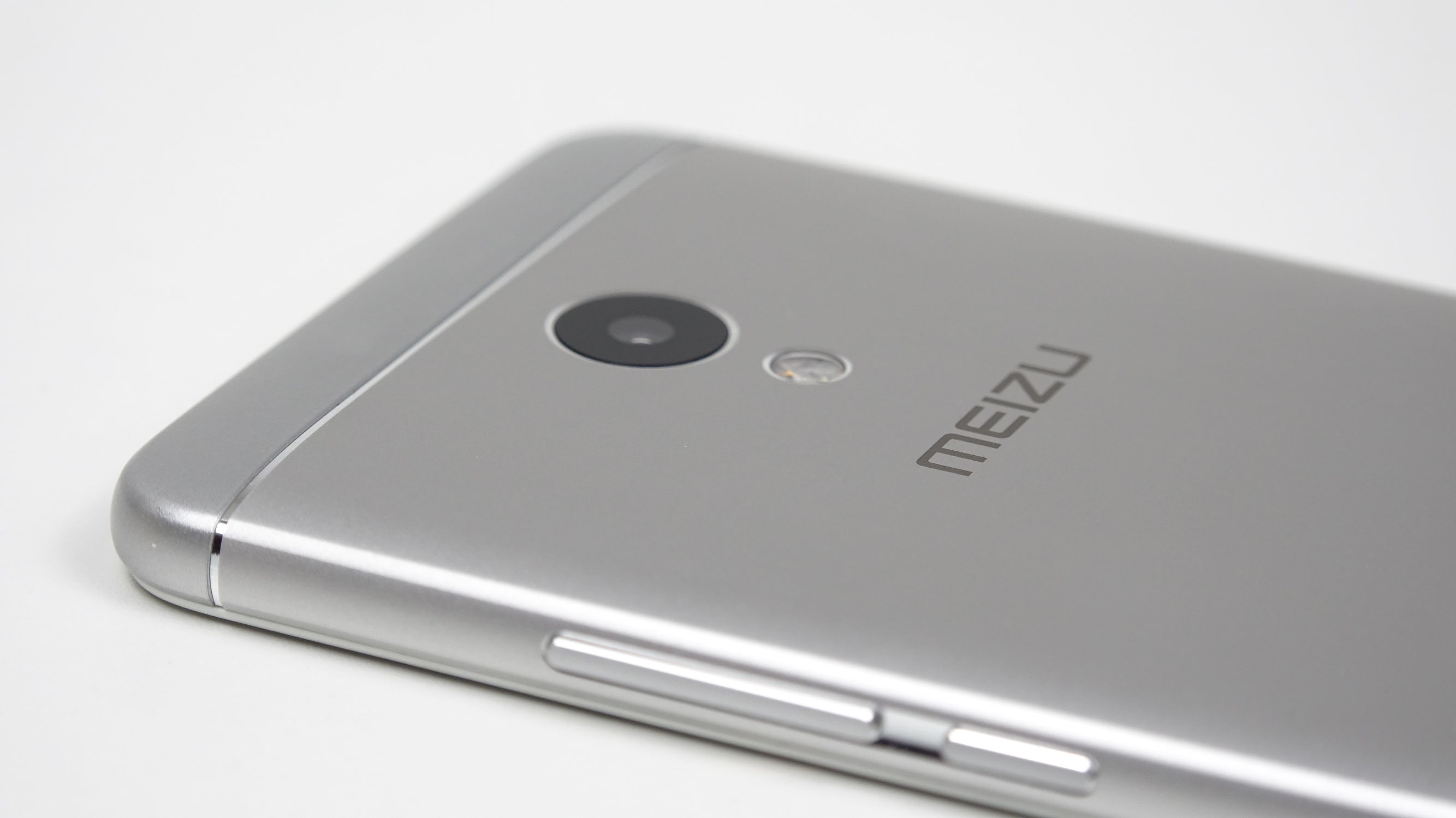 魅蓝5s深度体验:千元机快充是噱头还是真实力