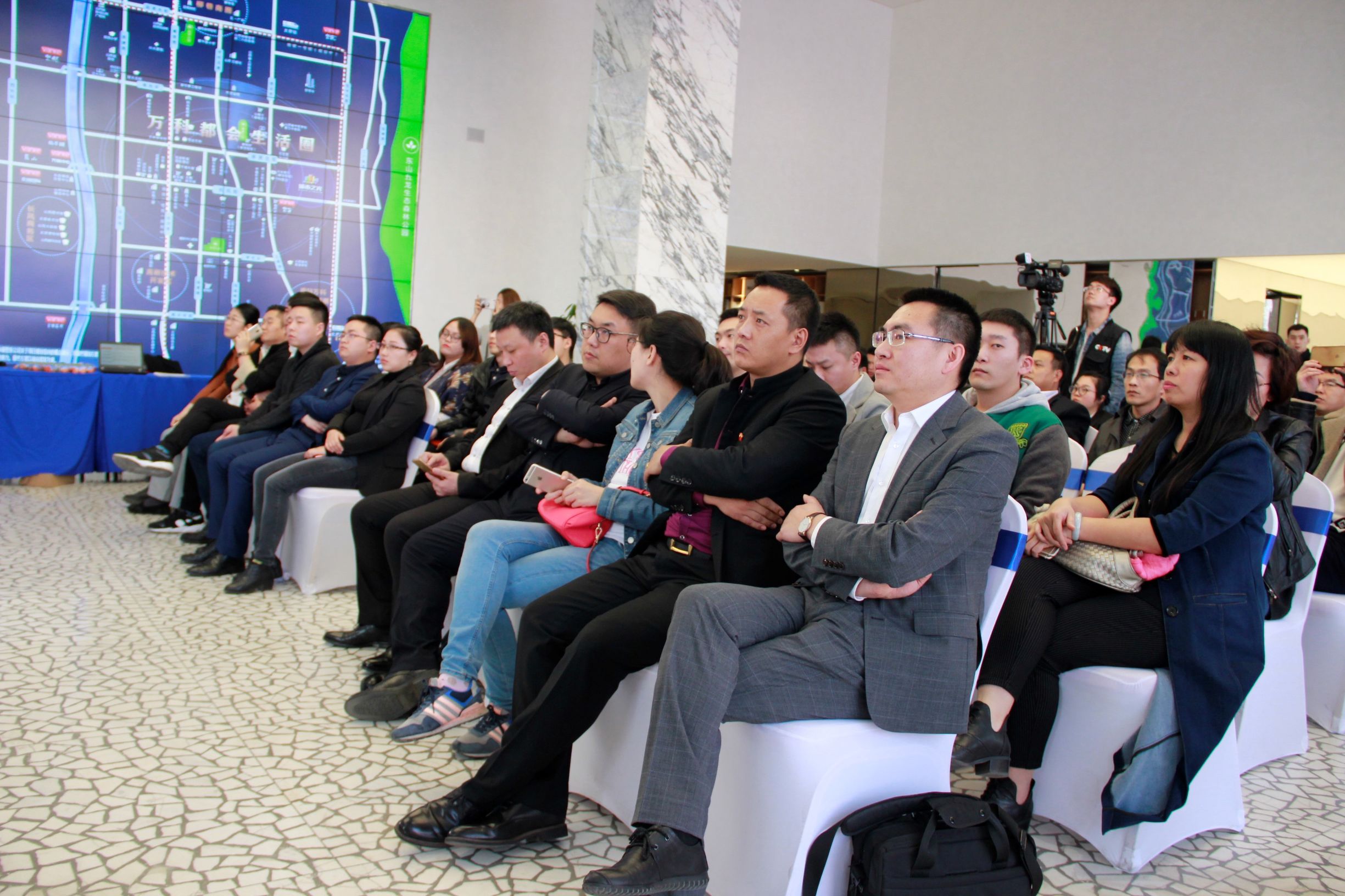 CCTV大型综艺《疯狂面试官》太原站海选圆满启动