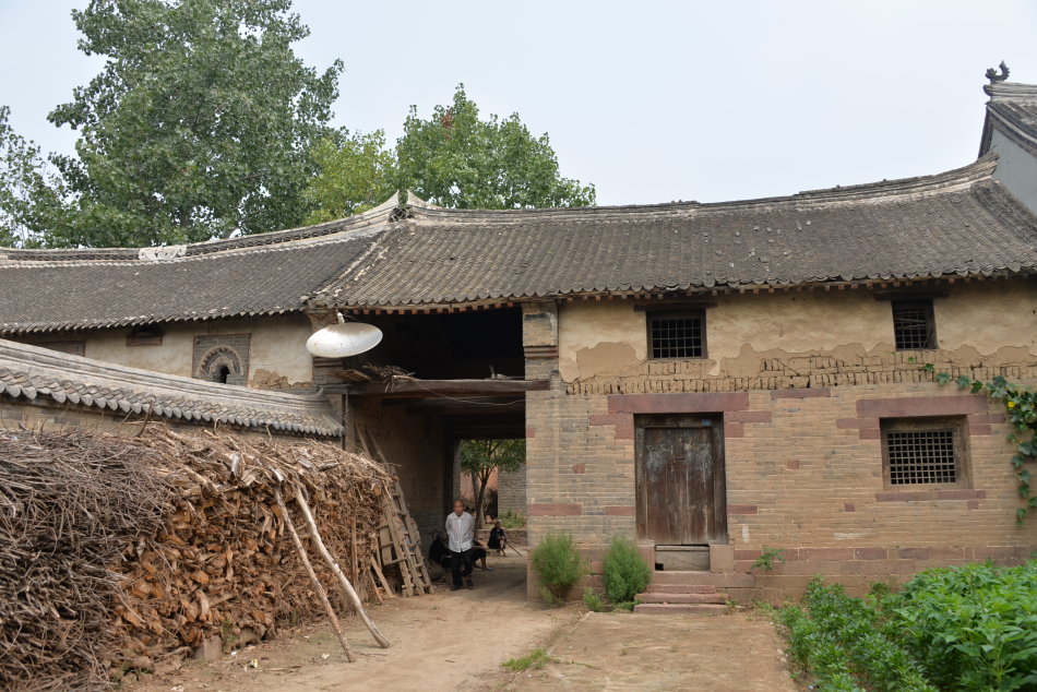 临沣寨中原第一红石古寨,河南古寨临沣寨的传说