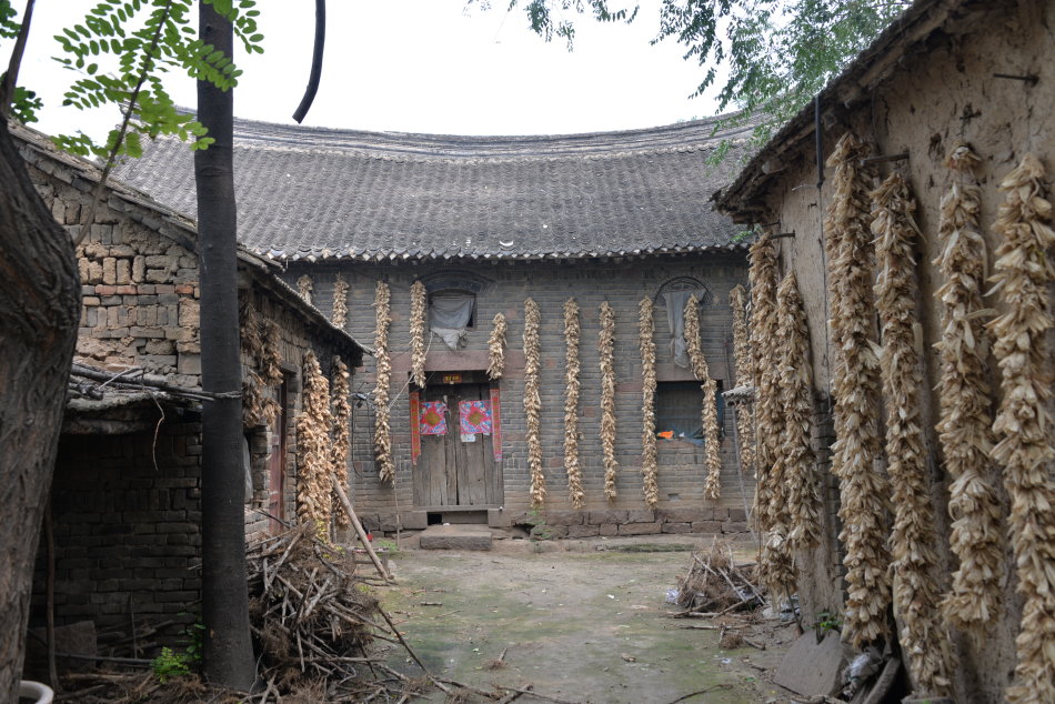 临沣寨中原第一红石古寨,河南古寨临沣寨的传说